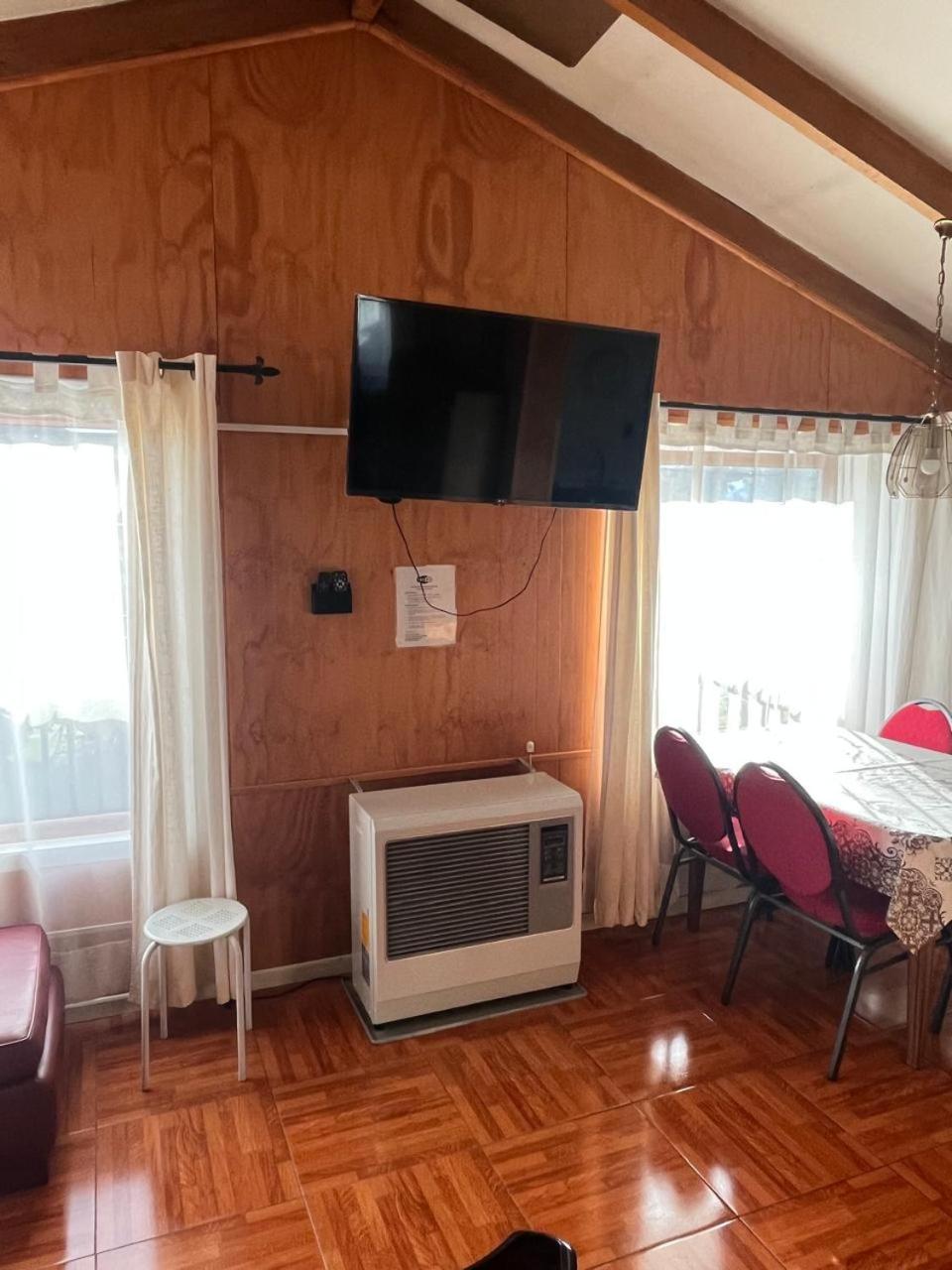 Cabanas Espanol Coyhaique Zewnętrze zdjęcie