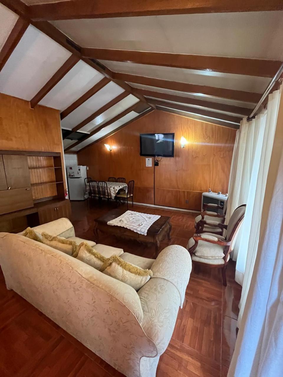 Cabanas Espanol Coyhaique Zewnętrze zdjęcie