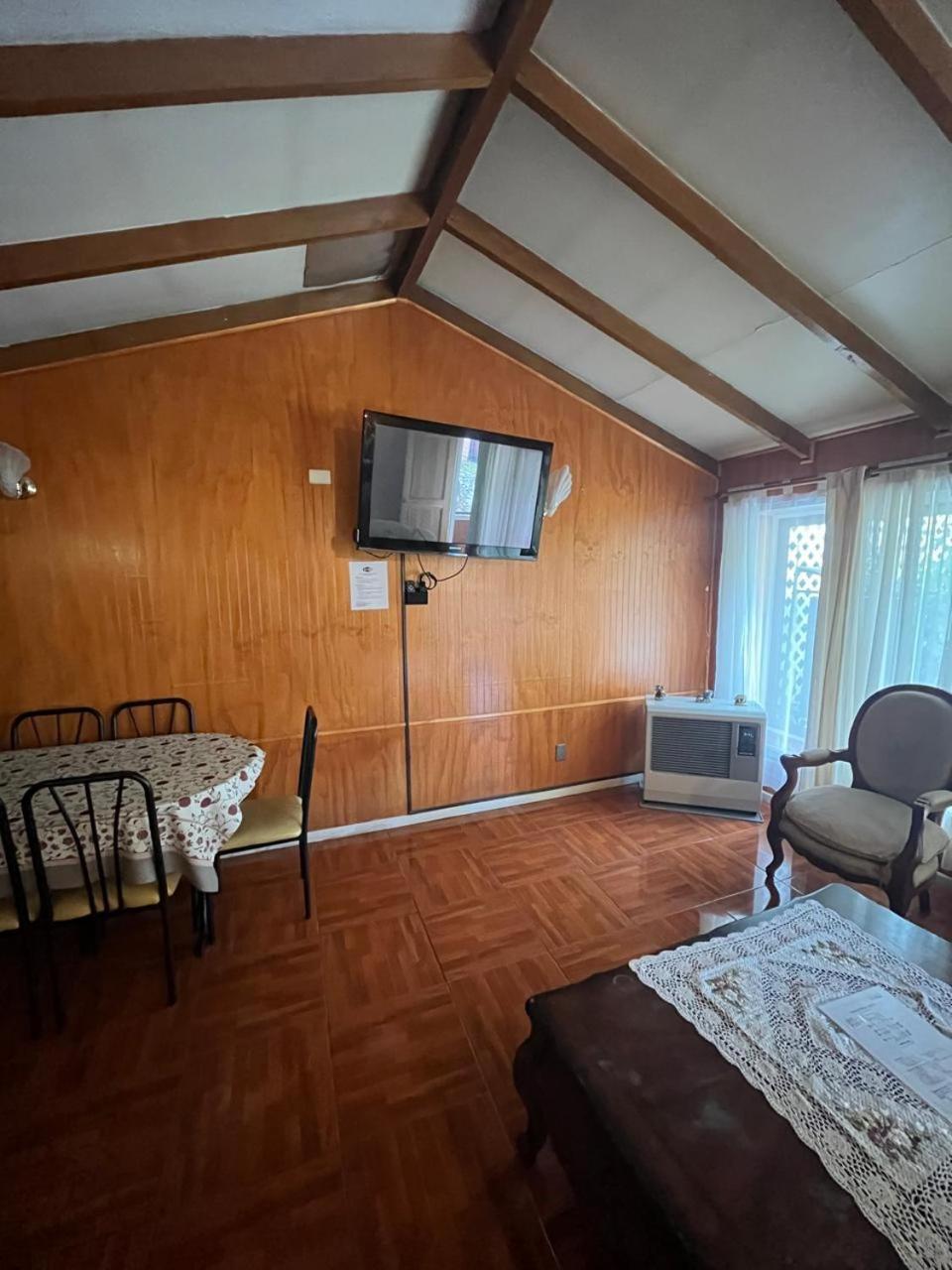 Cabanas Espanol Coyhaique Zewnętrze zdjęcie
